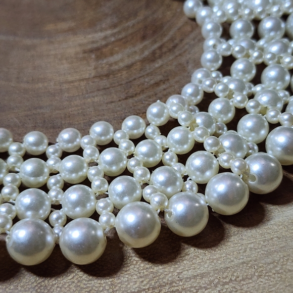 Elegant Faux Pearl Bib Collar Accent Piece - Picture 7 of 8